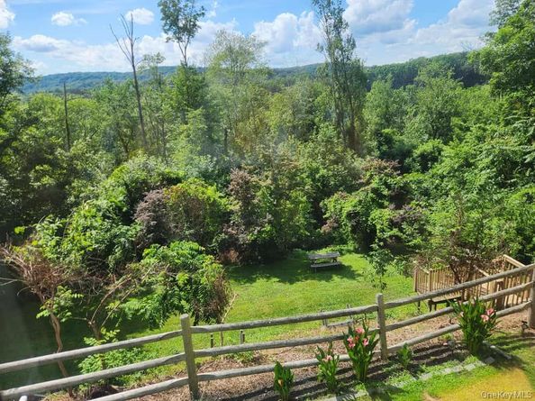 9 Westview Avenue, North Salem NY 10560