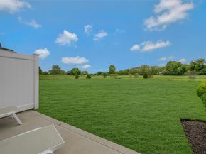 2300 Fox Hill Drive 1101, Baiting Hollow NY 11933