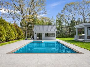 8 Ashwood Court, Southampton NY 11968