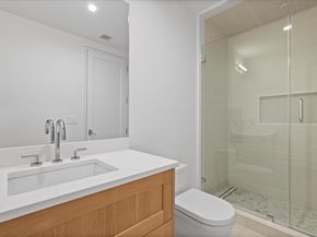 8 Ashwood Court, Southampton NY 11968