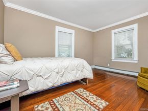 104 Grohmans Lane, Plainview NY 11803
