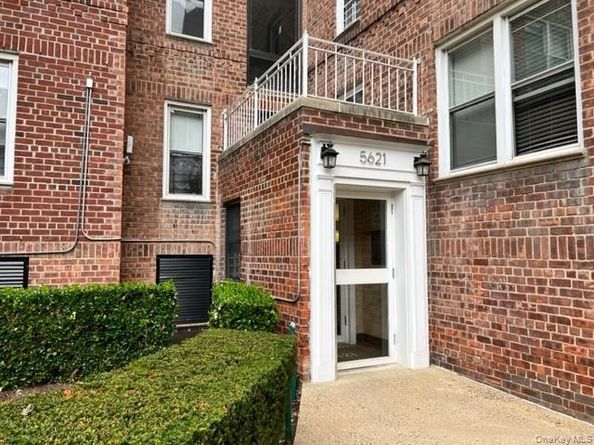 5621 Netherland Avenue 3C, Bronx NY 10471