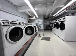 5621 Netherland Avenue 3C, Bronx NY 10471