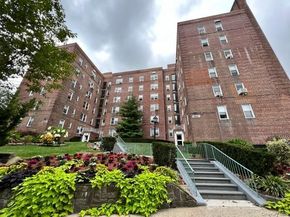 5621 Netherland Avenue 3C, Bronx NY 10471