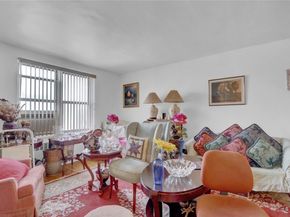 325 E 201st 6E, Bronx NY 10458