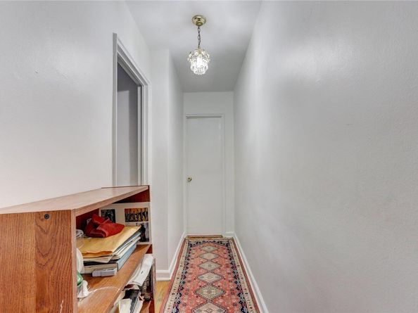 325 E 201st 6E, Bronx NY 10458