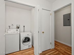 4 Putnam Hill 4H, Greenwich CT 06830