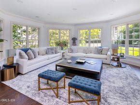 20 Oak Street, Greenwich CT 06831