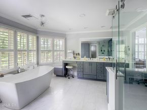 20 Oak Street, Greenwich CT 06831