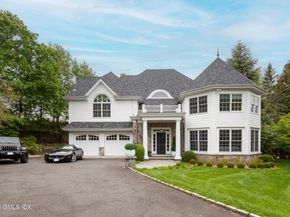 20 Oak Street, Greenwich CT 06831