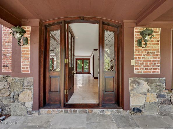 991 Lake Avenue, Greenwich CT 06831