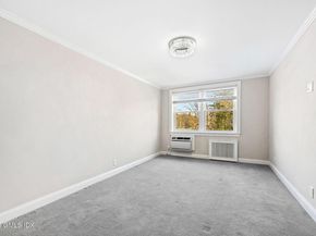 4 Putnam Hill 3G, Greenwich CT 06830