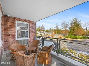 4 Putnam Hill 3G, Greenwich CT 06830