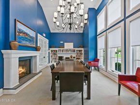 77 Havemeyer Lane 420, Stamford CT 06902