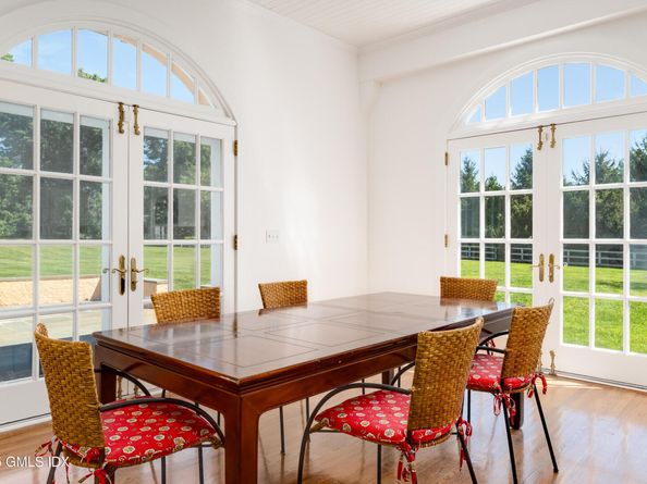 577 Round Hill Road, Greenwich CT 06830