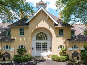 577 Round Hill Road, Greenwich CT 06830