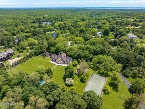 577 Round Hill Road, Greenwich CT 06830