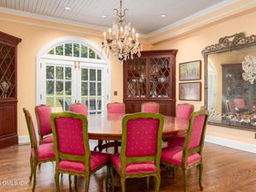 577 Round Hill Road, Greenwich CT 06830