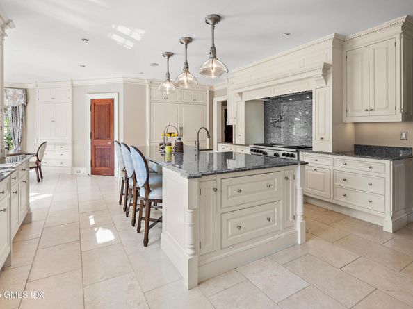 15 Andrews Farm Road, Greenwich CT 06831