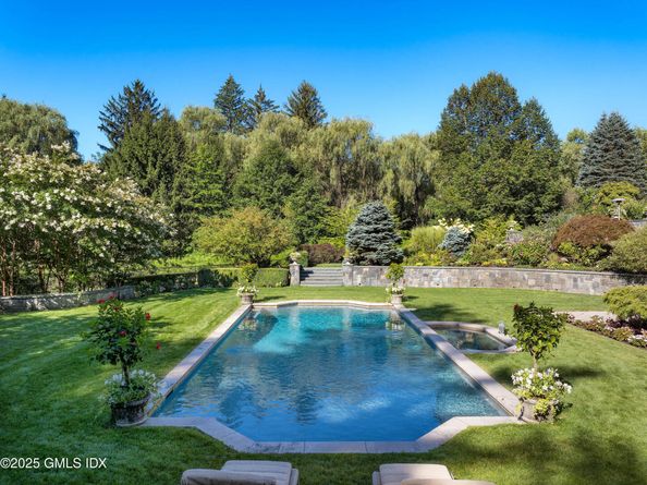 15 Andrews Farm Road, Greenwich CT 06831