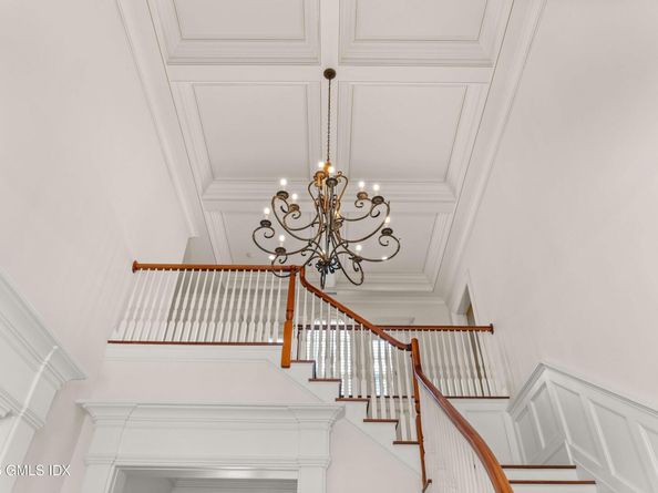 62 Summersweet Lane, New Canaan CT 06840