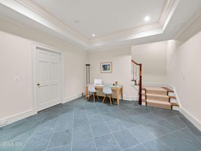 62 Summersweet Lane, New Canaan CT 06840