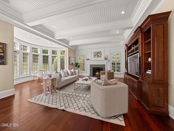 62 Summersweet Lane, New Canaan CT 06840