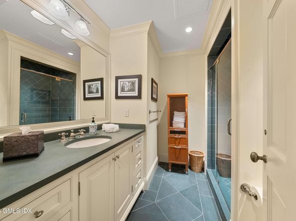 62 Summersweet Lane, New Canaan CT 06840