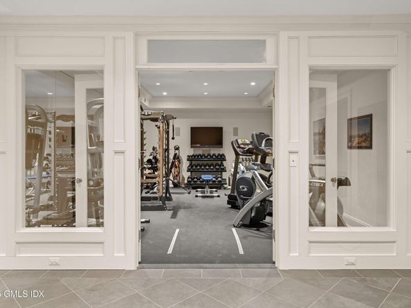 62 Summersweet Lane, New Canaan CT 06840