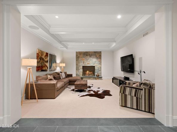 62 Summersweet Lane, New Canaan CT 06840