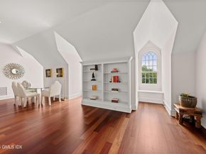 62 Summersweet Lane, New Canaan CT 06840