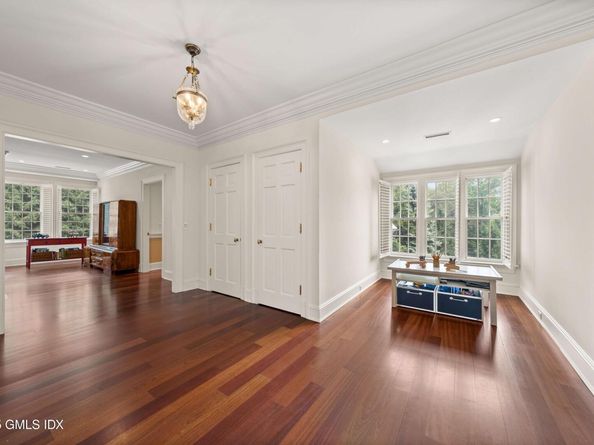62 Summersweet Lane, New Canaan CT 06840