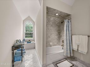 62 Summersweet Lane, New Canaan CT 06840