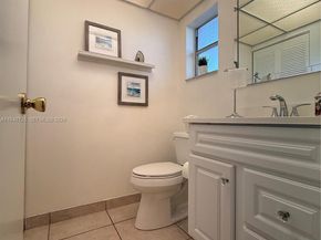 9540 Sunrise Lakes Boulevard 208, Sunrise FL 33322