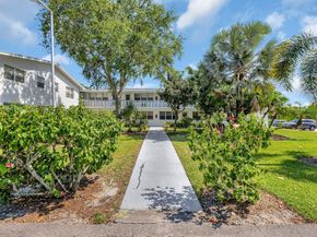 398 Sheffield Q, West Palm Beach FL 33417