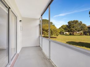 398 Sheffield Q, West Palm Beach FL 33417