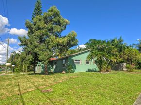 2888 S Seacrest Boulevard, Boynton Beach FL 33435