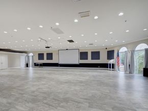 3871 Via Poinciana 403, Lake Worth FL 33467