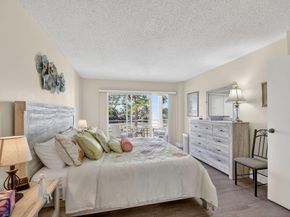 3871 Via Poinciana 403, Lake Worth FL 33467