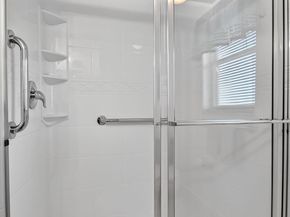 3871 Via Poinciana 403, Lake Worth FL 33467