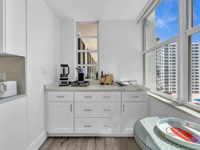 4300 N Ocean Blvd 7H, Fort Lauderdale FL 33308