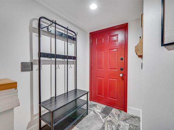 2021 SE 10th Ave 205, Fort Lauderdale FL 33316