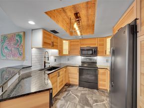 2021 SE 10th Ave 205, Fort Lauderdale FL 33316