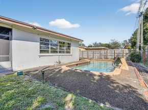 121 NW 77th Way, Pembroke Pines FL 33024