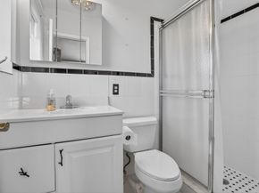 121 NW 77th Way, Pembroke Pines FL 33024