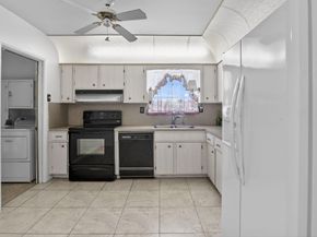 121 NW 77th Way, Pembroke Pines FL 33024