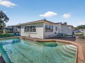 121 NW 77th Way, Pembroke Pines FL 33024