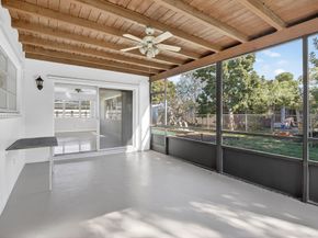 121 NW 77th Way, Pembroke Pines FL 33024