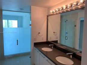 90 SW 3rd Street 3610, Miami FL 33130