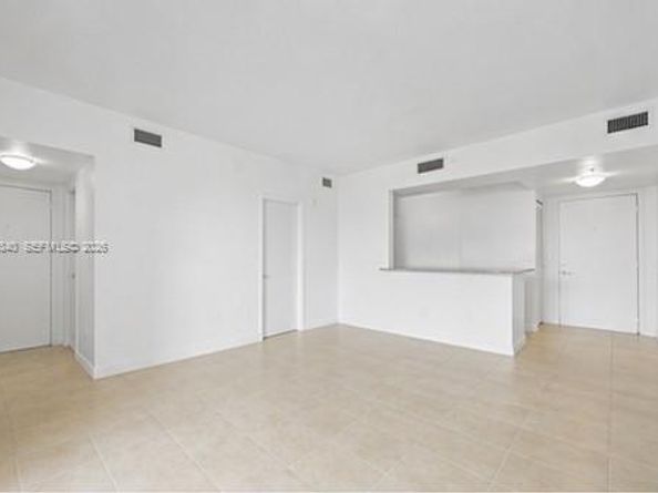 18800 NE 29th Avenue 526, Aventura FL 33180